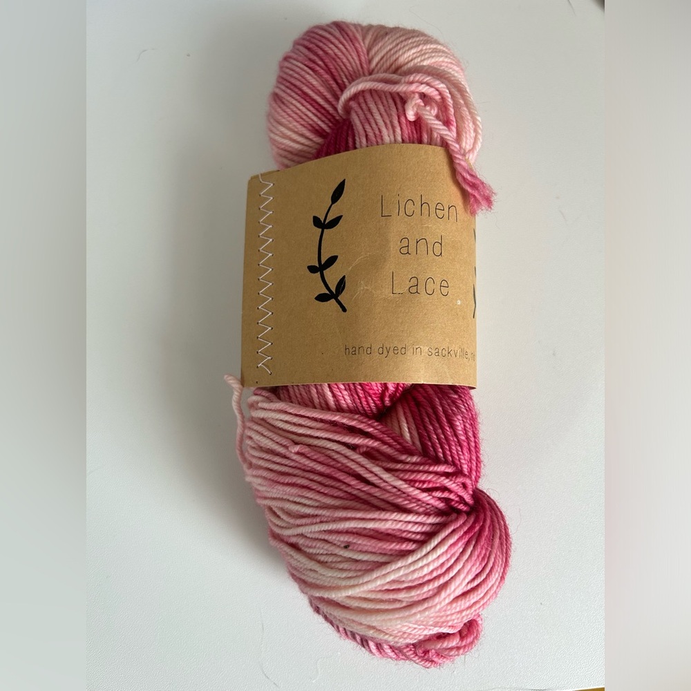 🧶 DESTASH 🧶 Lichen & Lace yarn - Orchid